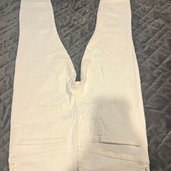 MOTHER DENIM - High Waisted Looker - Ankle Fray, Wash - Whipping the Cream 28 - Picture 3 of 6